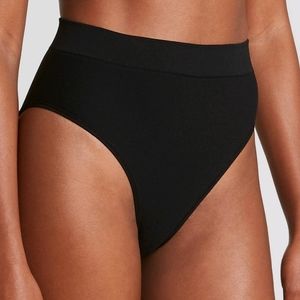 NWT Auden black seamless cheeky high-waisted briefs size Medium